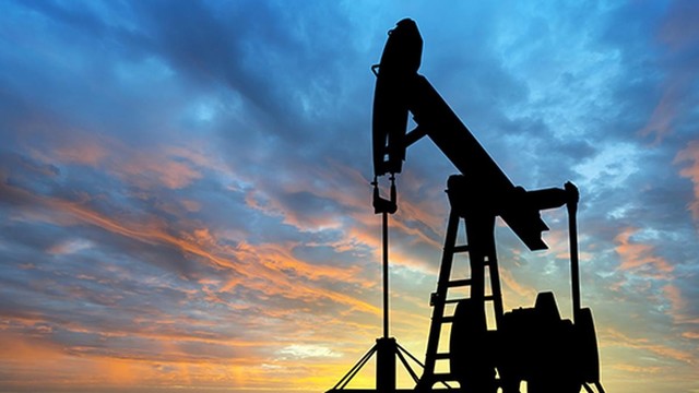 Crude oil trades flat as market awaits US reciprocal tariff implementation 