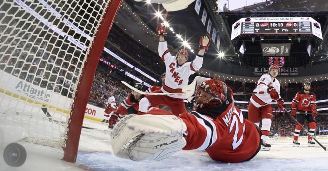 Fatal Mistake Ends Comeback Early in 5-2 Loss to Carolina Hurricanes as New Jersey Devils Fall to 3-1 Deficit in Series
