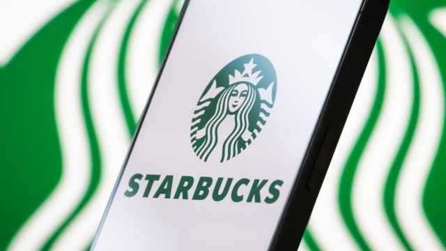 Starbucks CEO Brian Nichol is crediting a new algorithm for leading to faster service for online and in-store orders at test locations.