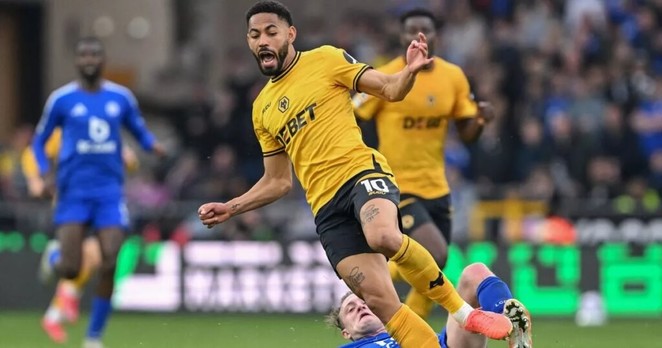 Manchester United handed Matheus Cunha transfer hint as Wolves make FFP decision