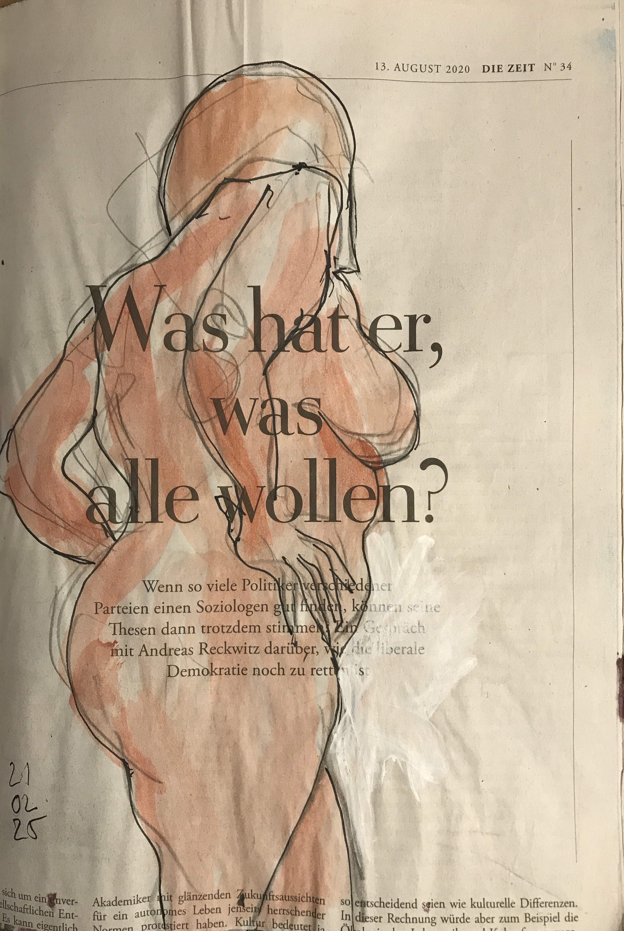 Stehender weiblicher Akt, Rückenansicht, auf Zeitung mit Text „Was hat er, was alle wollen?“