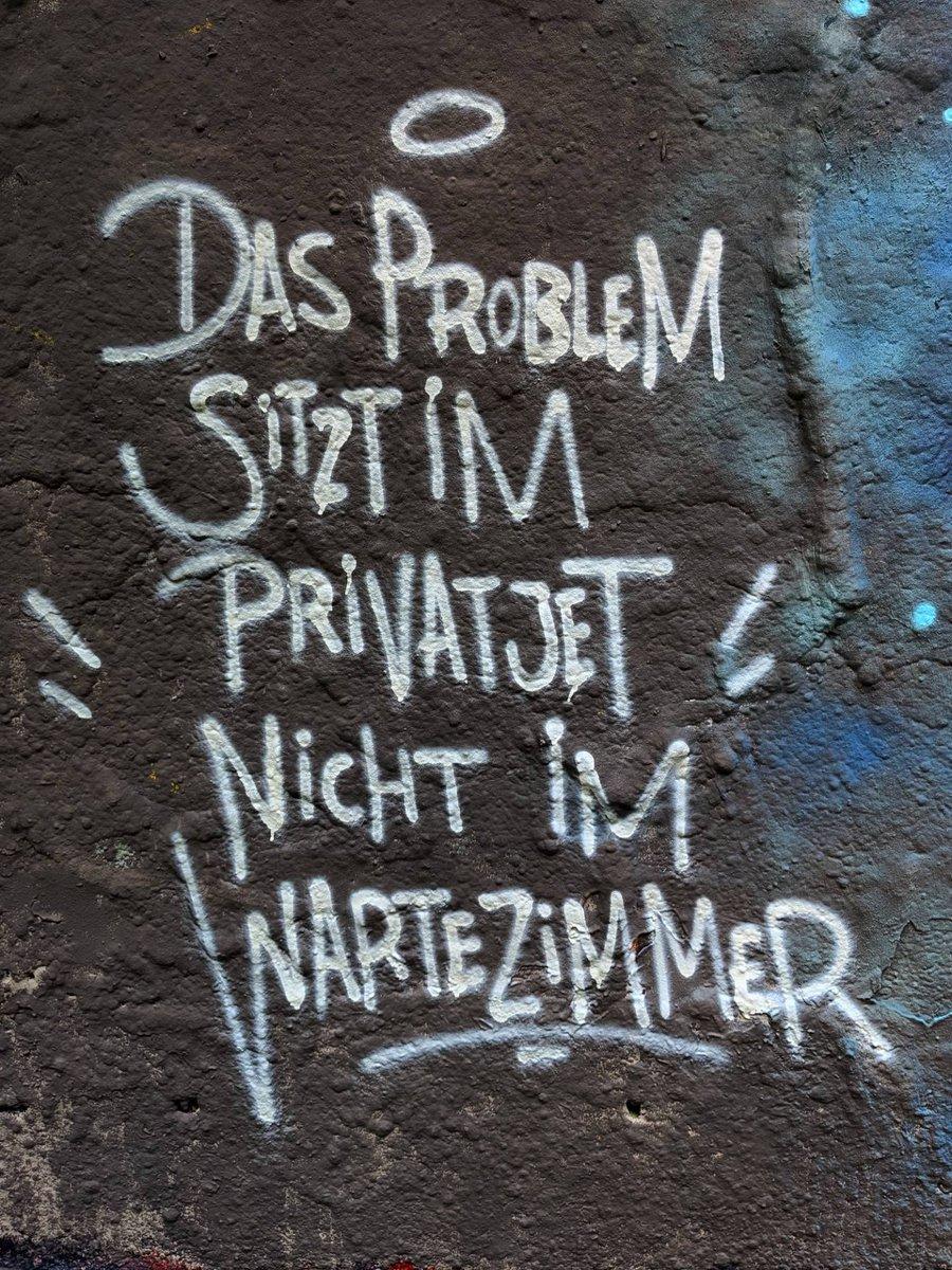 WandBemalung, das Problem sitzt im Privatjet, nicht im wartezimmer